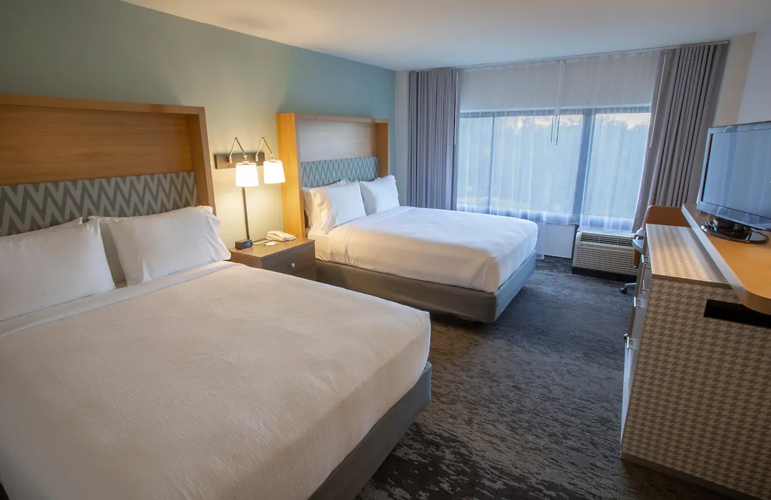 Hampton Inn Orlando-International Airport-1
